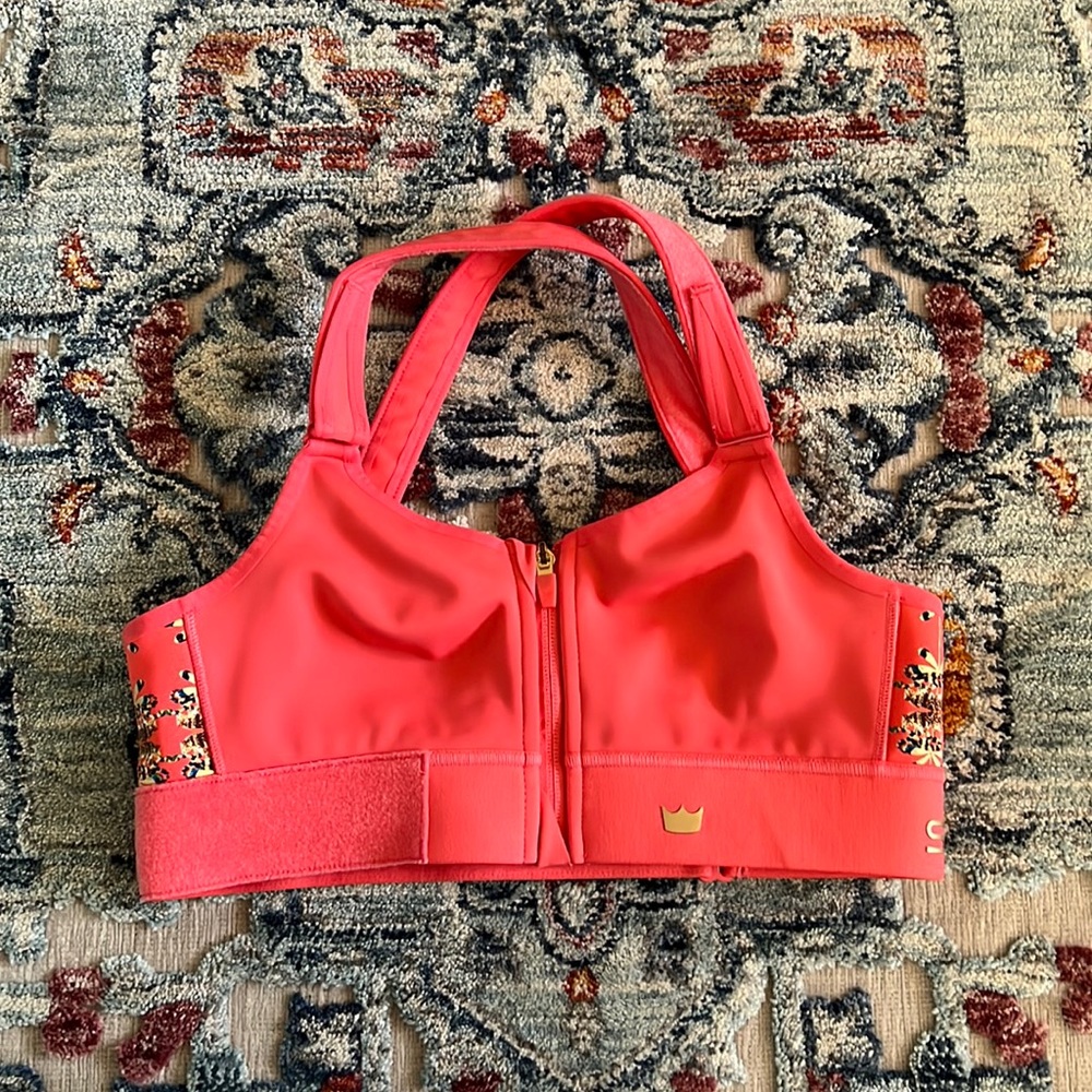 SHEFIT sports bra